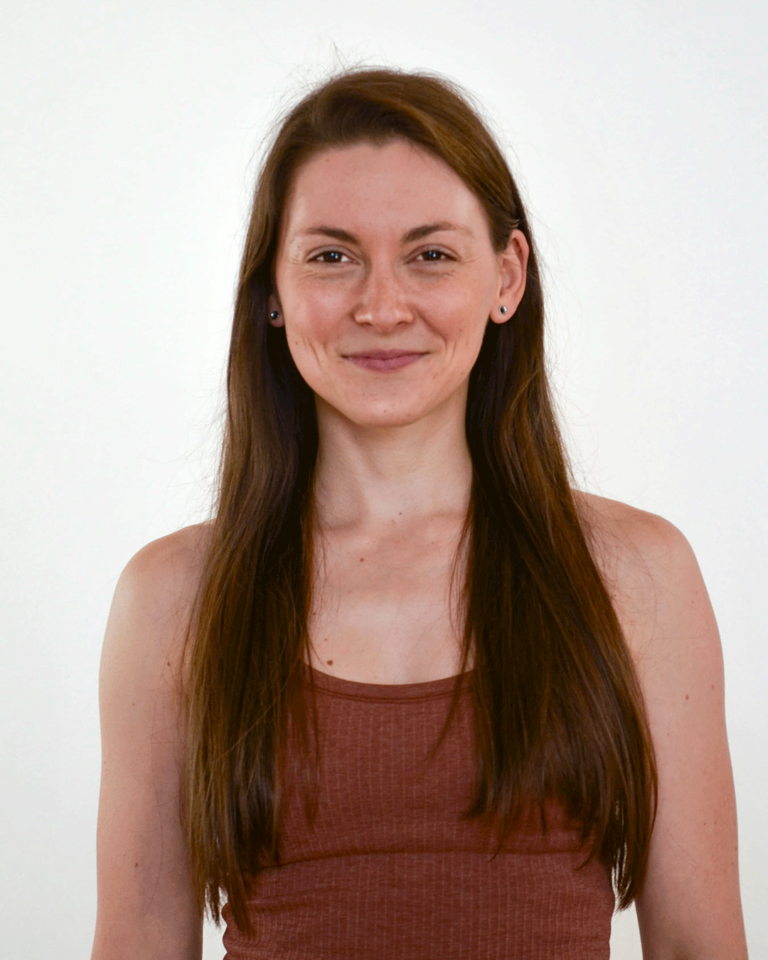 Marianne, professeure Yoga à Zéro Gravité, Montréal, QC